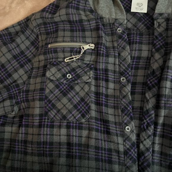 Disneyland resort, haunted mansion, flannel, hatbox, ghost - Picture 4 of 12